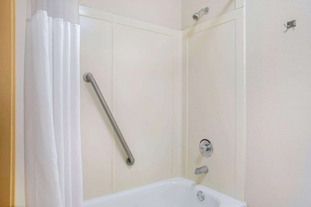 La Quinta by Wyndham Springfield South