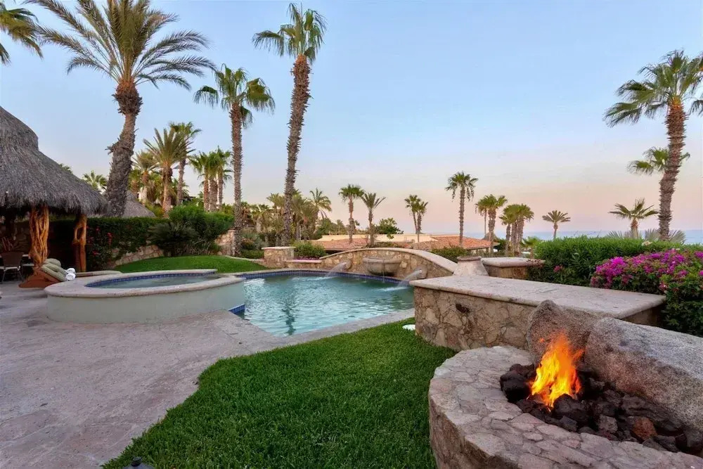 Villa Tranquila: 4 Bedroom Ocean View Villa Perfect for Relaxing at a Discounted Rate!