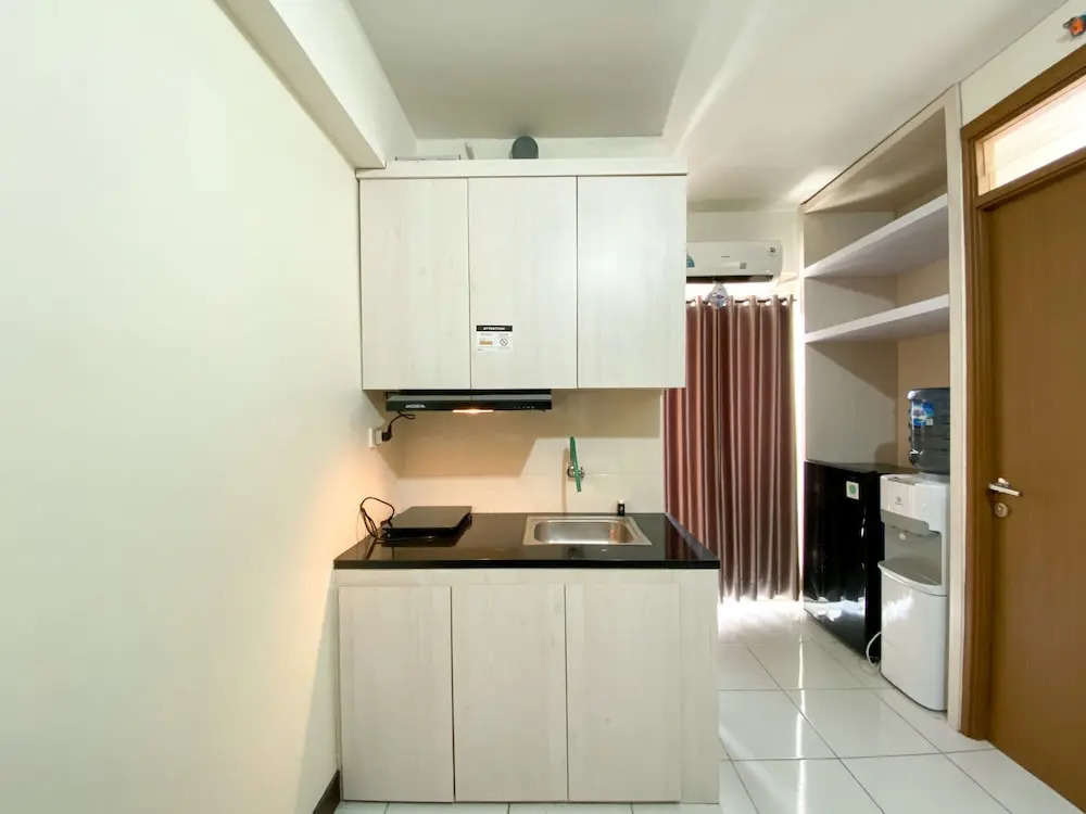 Spacious 2Br At 7Th Floor Cinere Resort Apartment