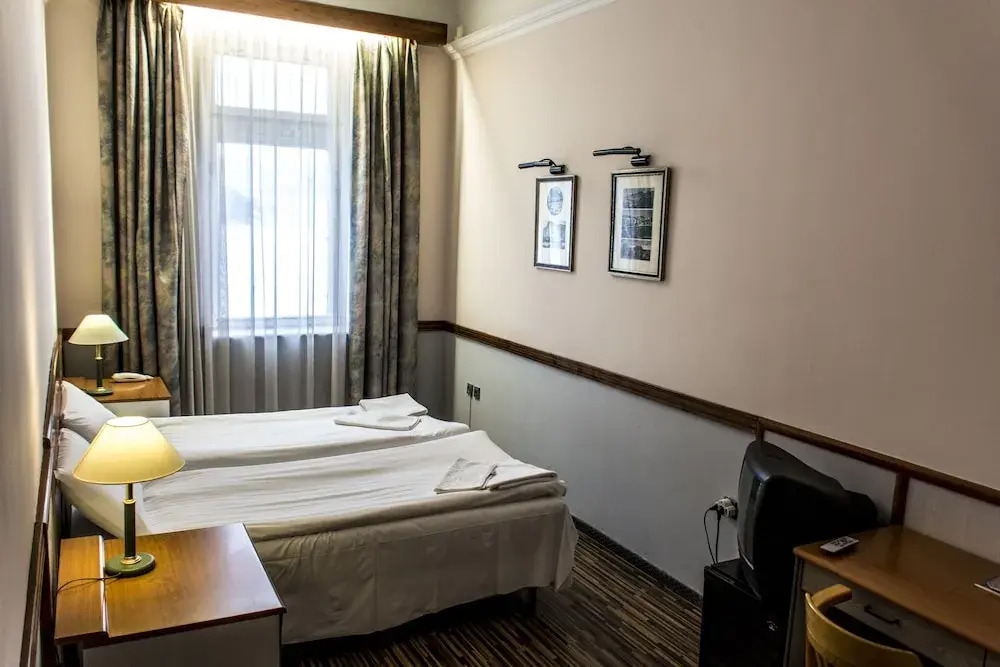 Korona Hotel