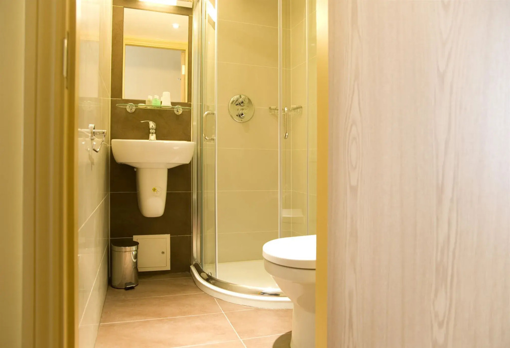 Rose Park Hotel