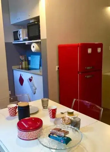 FLAT66