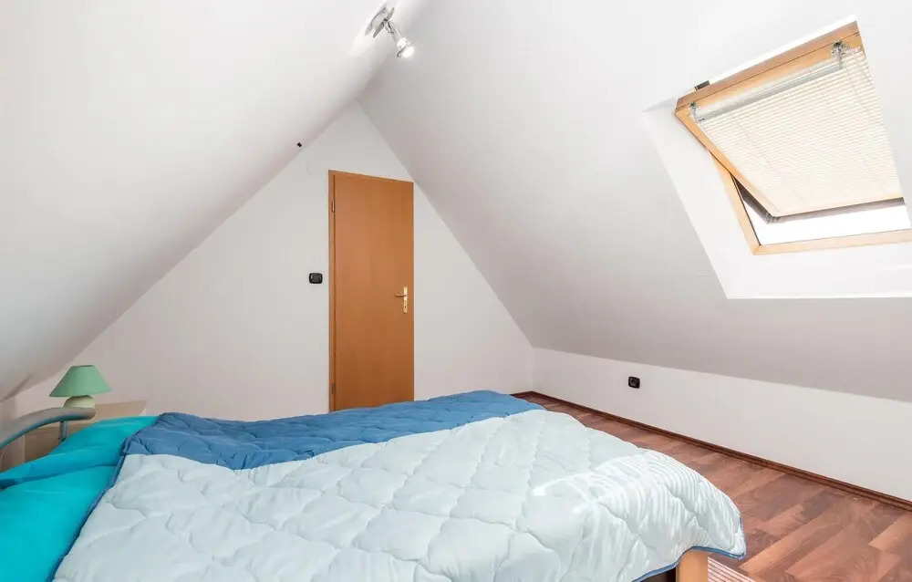 Stunning Apartment in Fuzine With Wifi and 2 Bedrooms