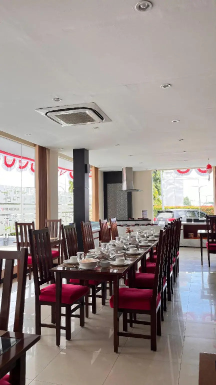 Sutan Raja Hotel & Convention Palu