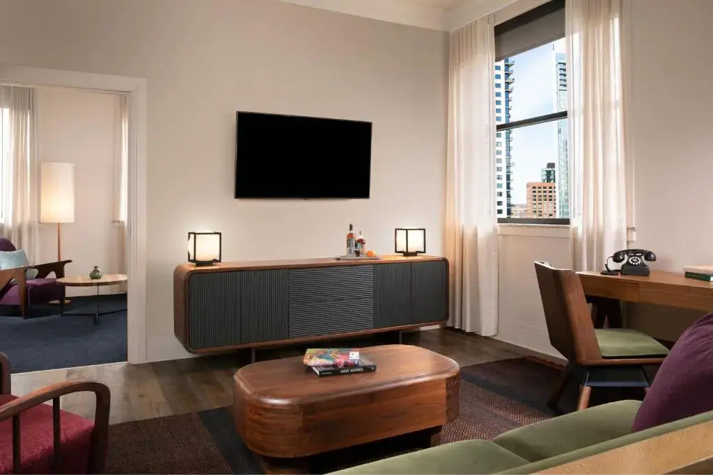 Emery Hotel, Autograph Collection
