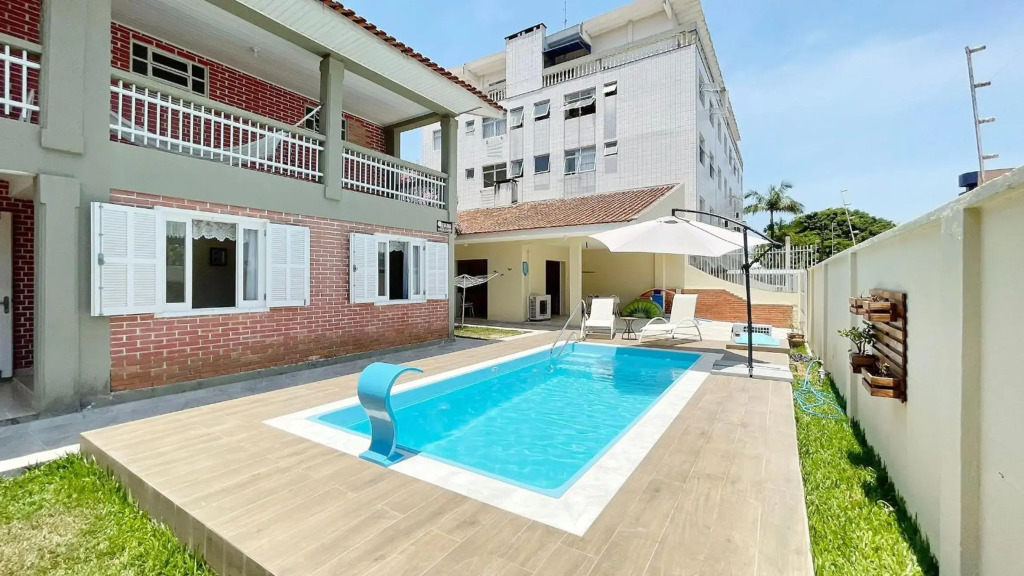 Maravilhoso Sobrado com Vista para o Mar