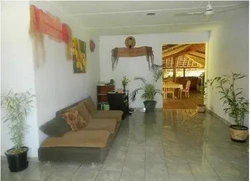 Paray Lodge
