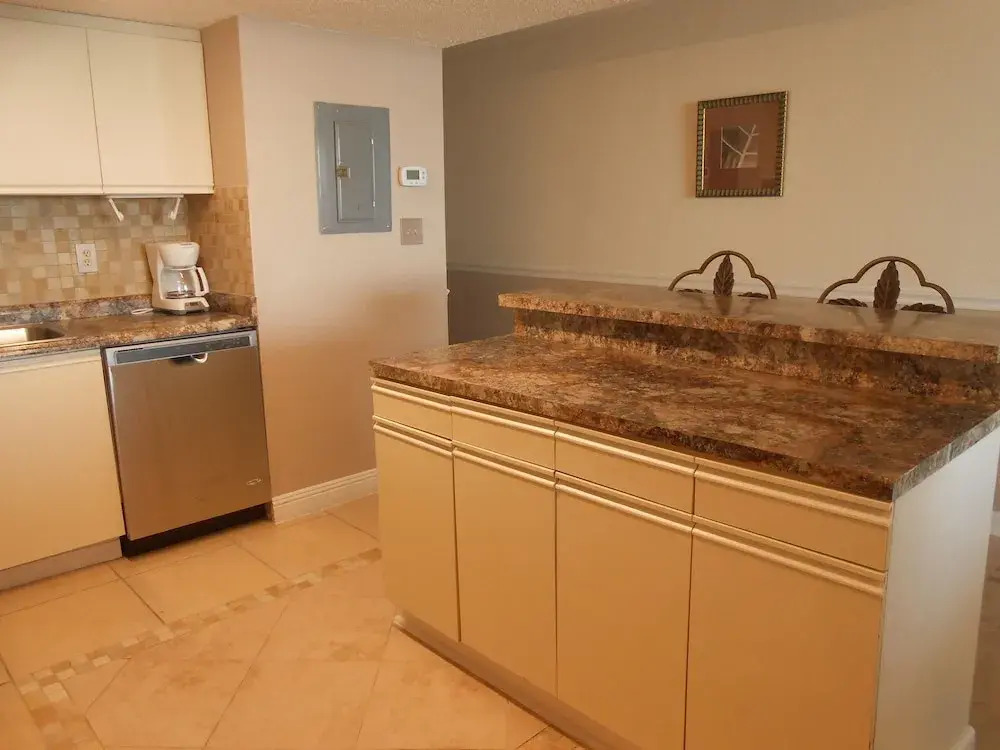 1007 Waters Edge Resort 1 Bedroom Condo