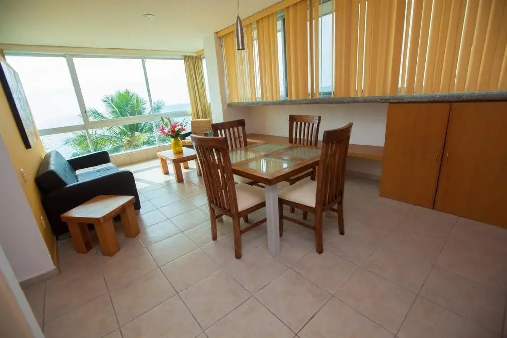 Banderas Suites