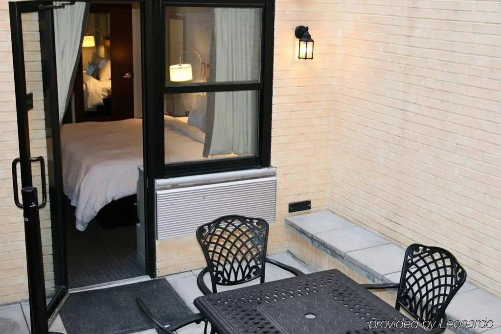 Hampton Inn Seaport Financial District