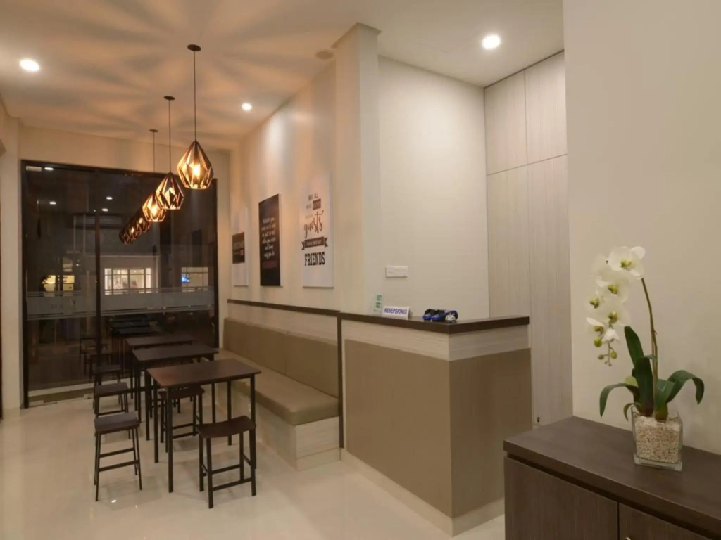 Yobel Hotel