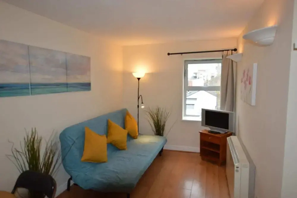 Great 2 Bedroom Apartment in Trendy Stoneybatter