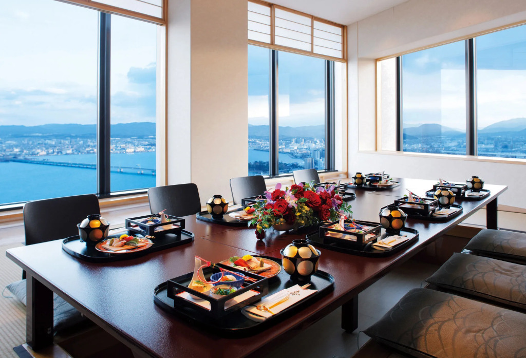 Lake Biwa Otsu Prince Hotel