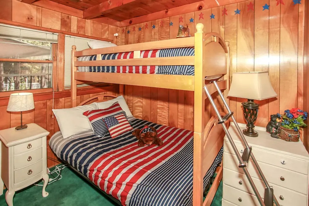 Barefoot Bungalow-1804 by Big Bear Vacations
