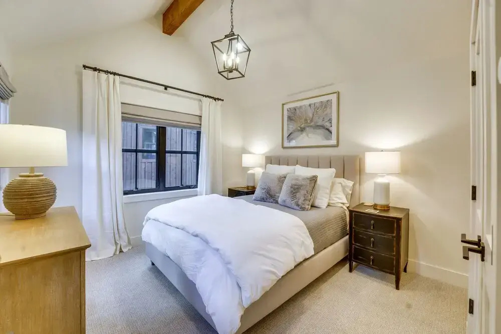 Inviting & Renovated Home in Crested Butte