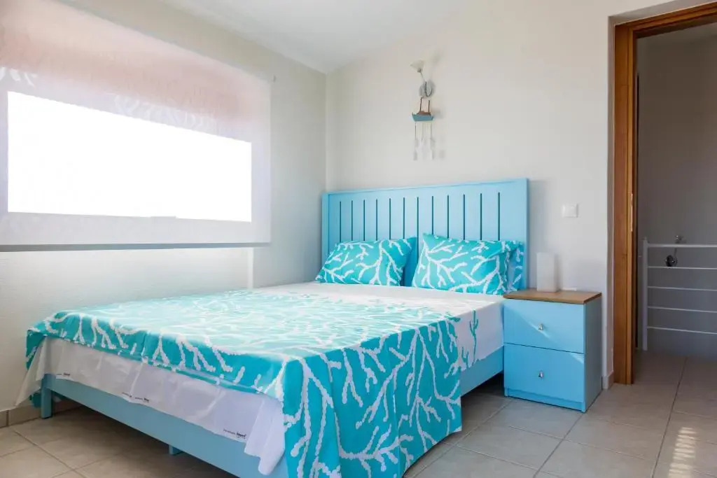 Villa Kristin 2 - Great Location, Sea Views, BBQ