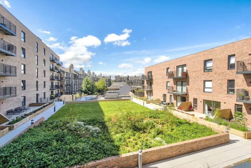 Guestready - Charming 2BR Flat Fits 5 Near Vibrant Leith