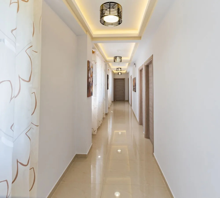 The City Gate Hotel