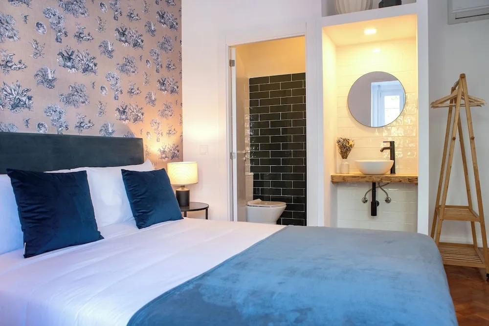 Succeed Campo Pequeno Guest House