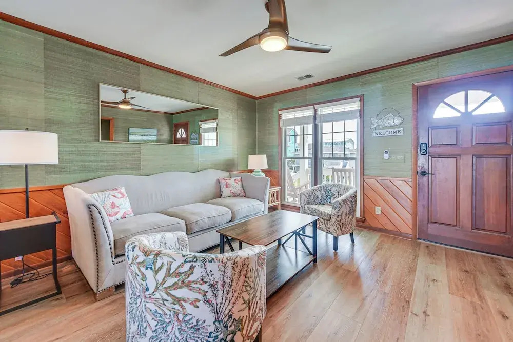 Canal-Front Home W/ Deck: Walk To Holden Beach!