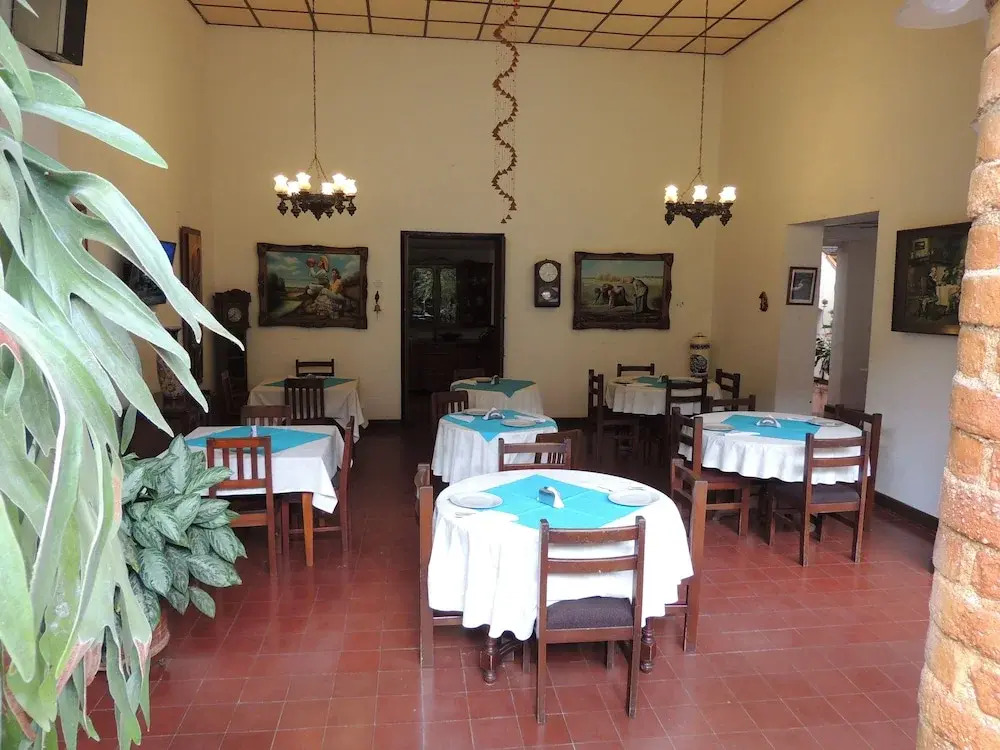 Hotel Real