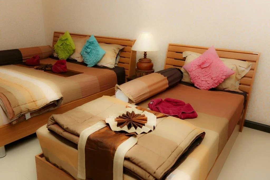J L Residence Hotel