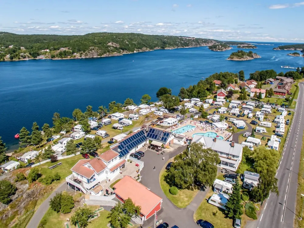6 Person Holiday Home in Risor