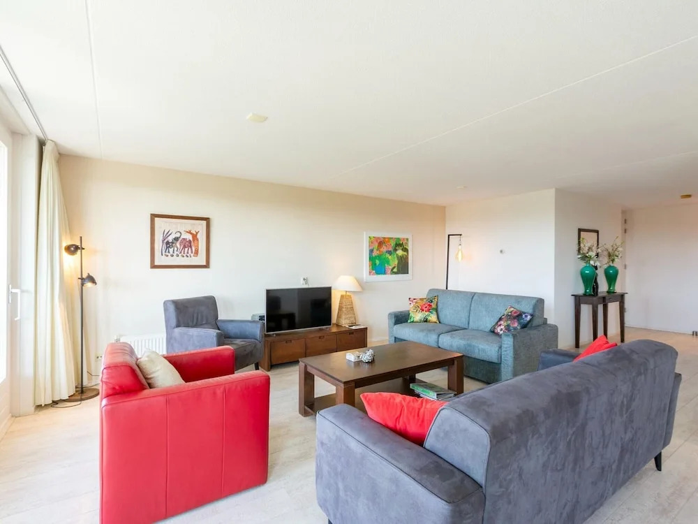 Modern Furnished Apartment at the Foot of Dunes