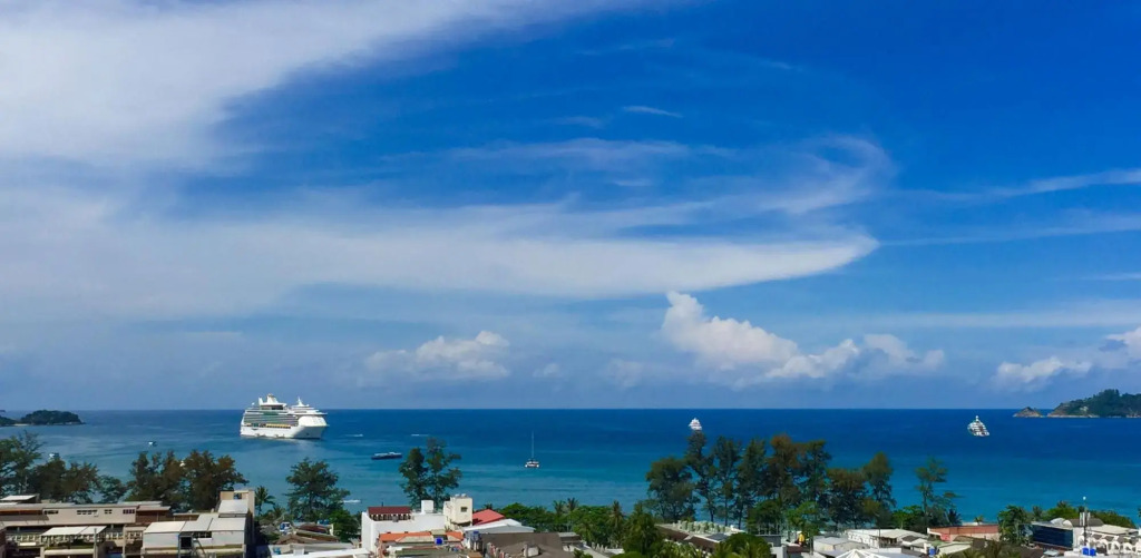 Montana Grand Phuket Hotel