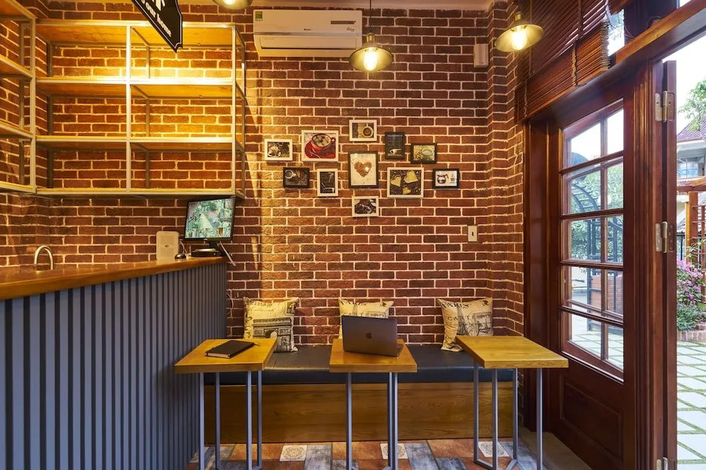 Little Colmar - Homestay & Pottery Studio