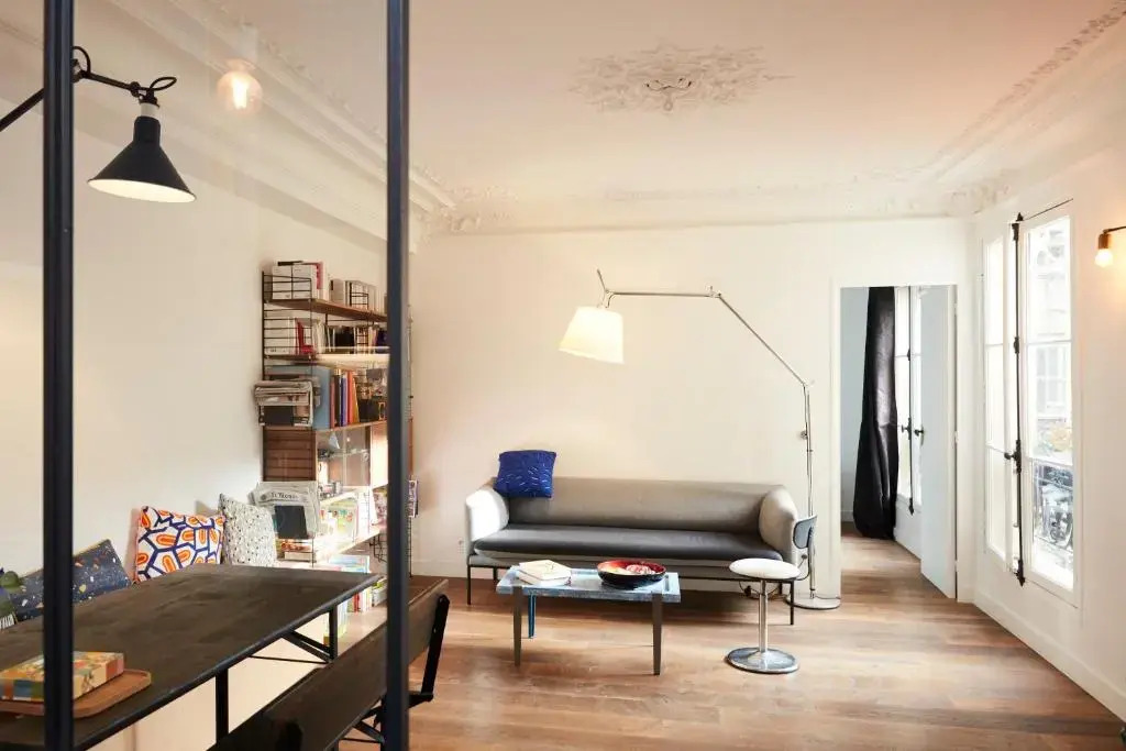 Design apartment in a Hype area near Montmartre