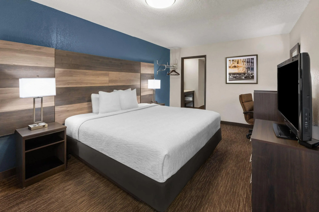 Baymont by Wyndham Downtown Detroit
