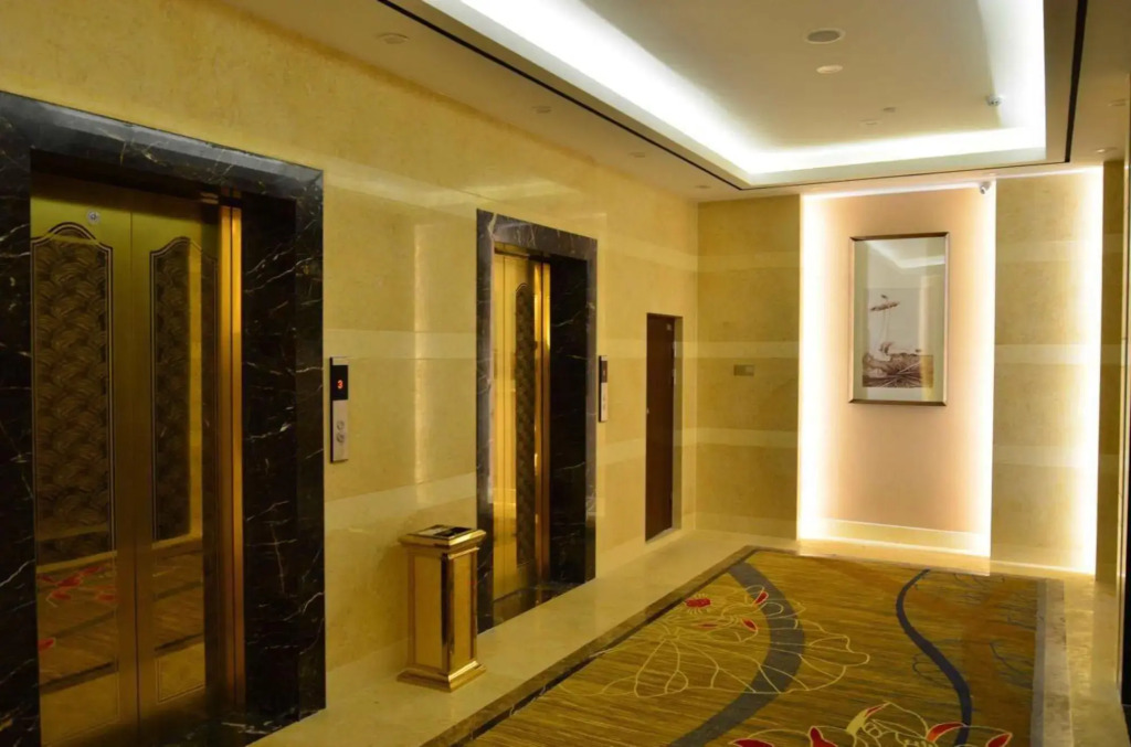 Dongting Hotel