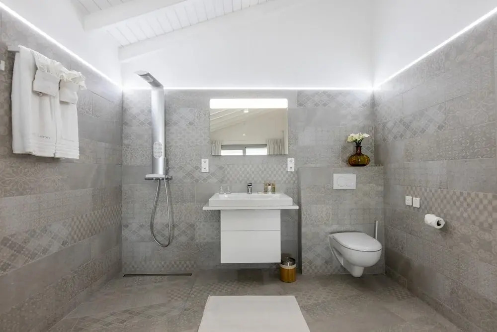 La Perla Palais - Luxury Villa on Private Beach