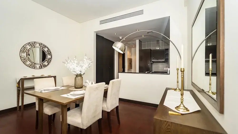 Luxury StayCation - Exquisite 1BR with Stunning Views on Palm Jumeirah