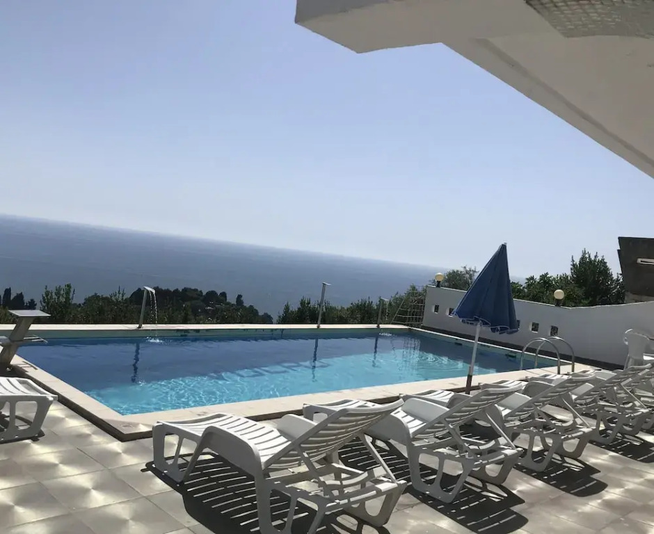 Rozana Rooms