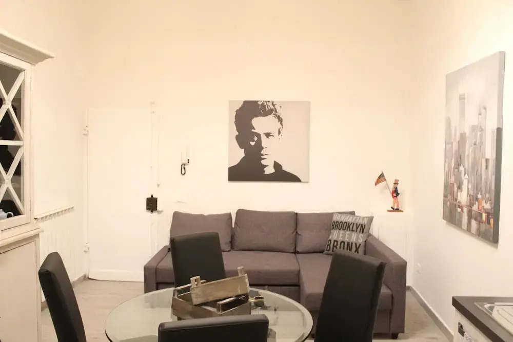 Art Apartment Carmine