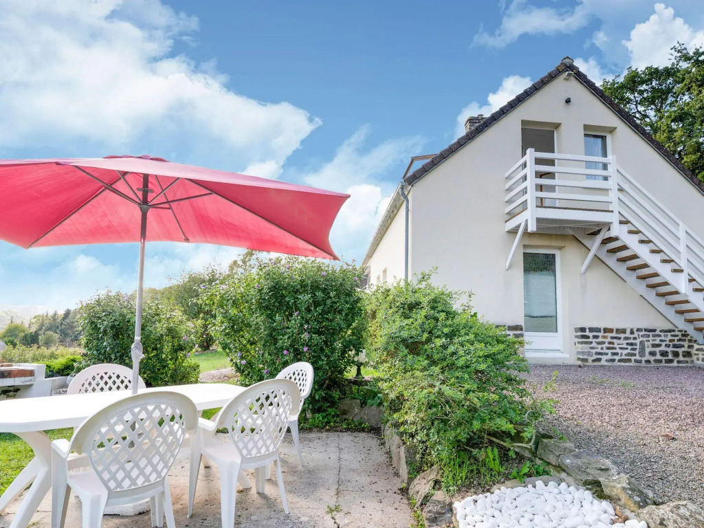 Apartment in Saint-Rémy near Lake