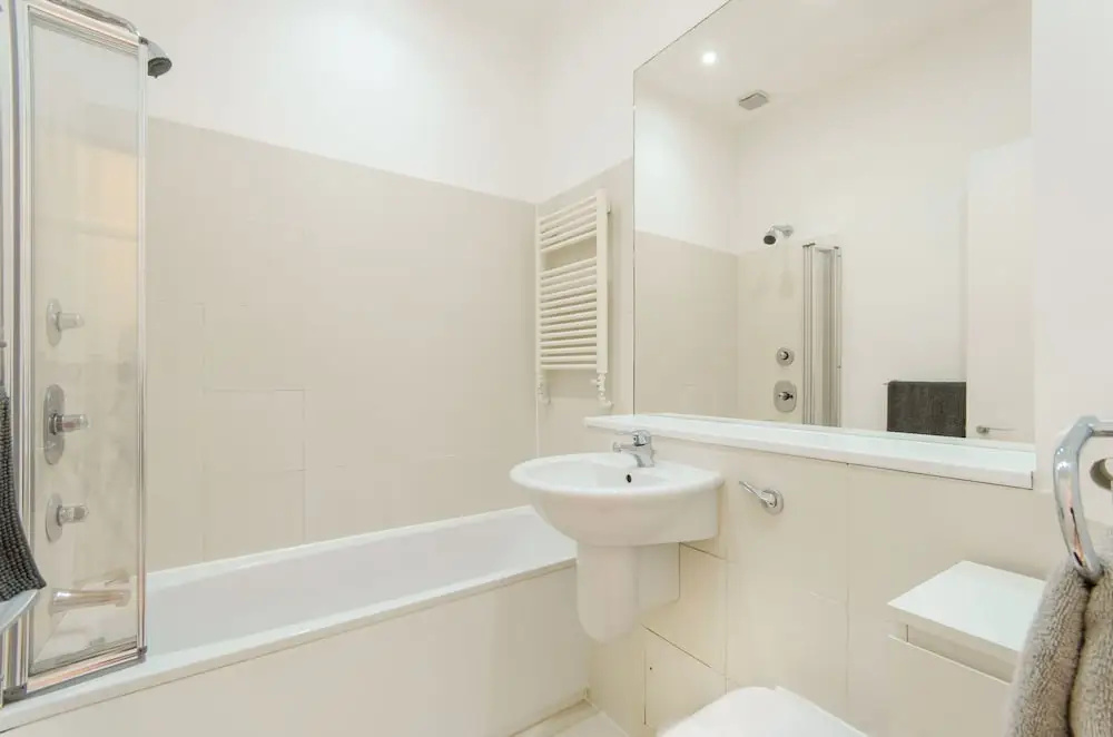 Chelsea Earls Court apartment