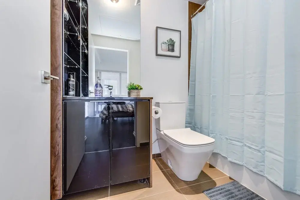 Beautifully Designed 2BR Suite Financial District