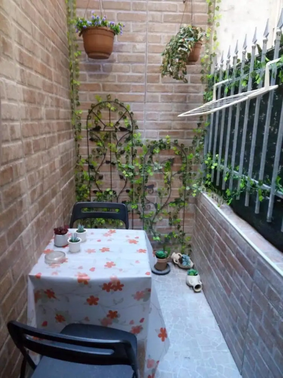 Central House Apartment