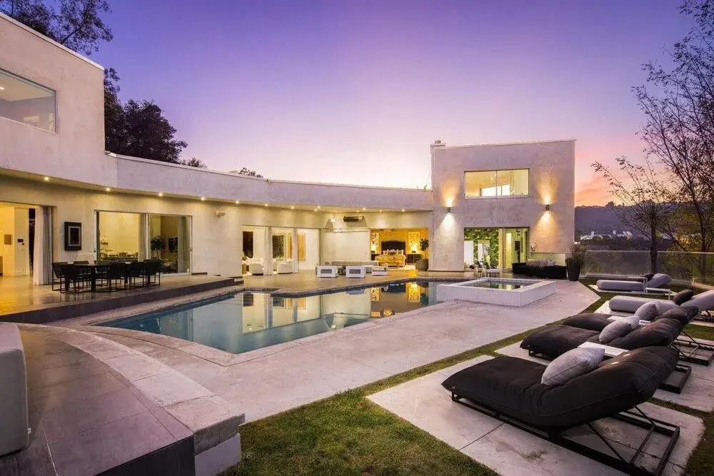Hutton Villa