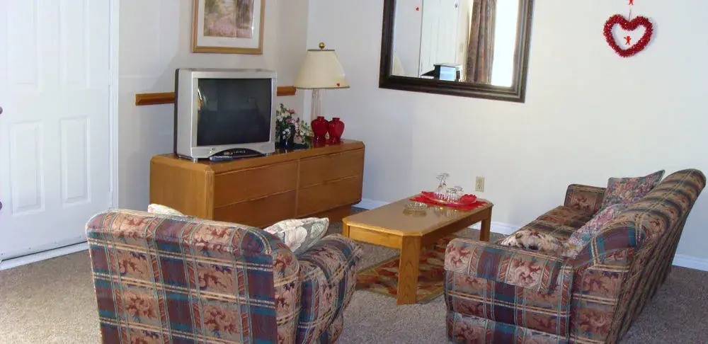 Woodycrest Motel