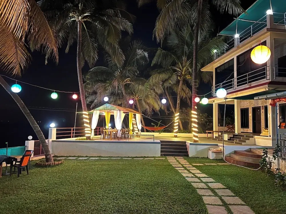 iIRA Stays: Ocean Bliss