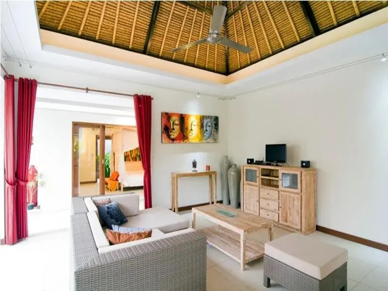 Villa Warna Warni