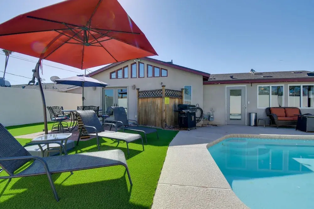 Tempe Home w/ Hot Tub Next to Papago Park
