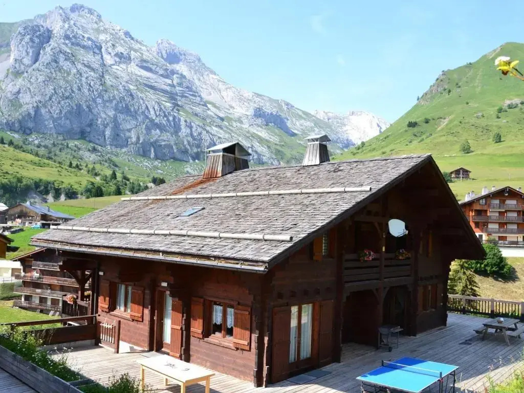 Chalet Le Grand-Bornand, 6 pièces, 15 personnes - FR-1-391-24