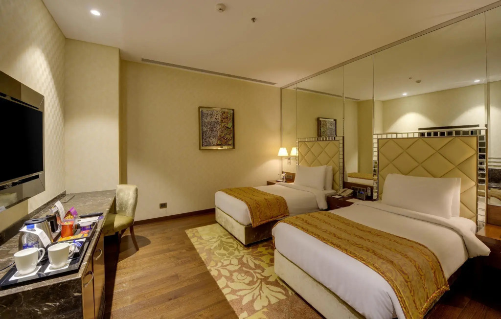 Niranta Transit Hotel Terminal 2 Arrivals/Landside
