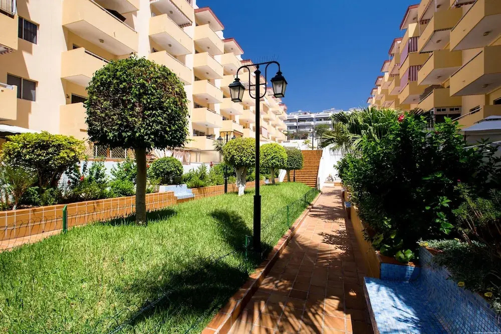 Apartment with One Bedroom in Los Cristianos, with Pool Access, Furnished Balcony And Wifi - 200 M From the Beach