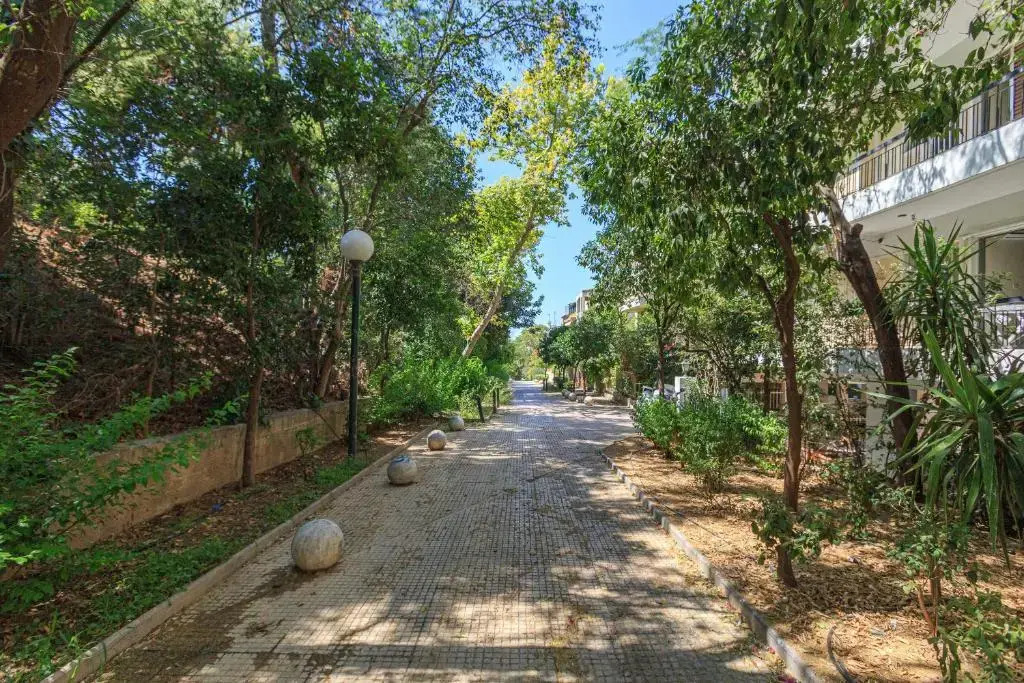 L9 Athens